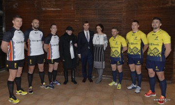 Stejarii in echipamentul sezonului 2014 alaturi de Alin Petrache, Ioana Corduneanu si Grigore Lese. 