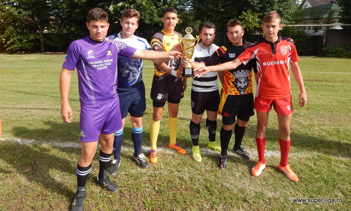 Sase echipe s-au luptat pentru titlul la U17, rugby 7.