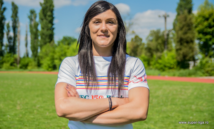 Alina Dinita este una dintre jucatoarele de baza ale echipei Romaniei de rugby 7